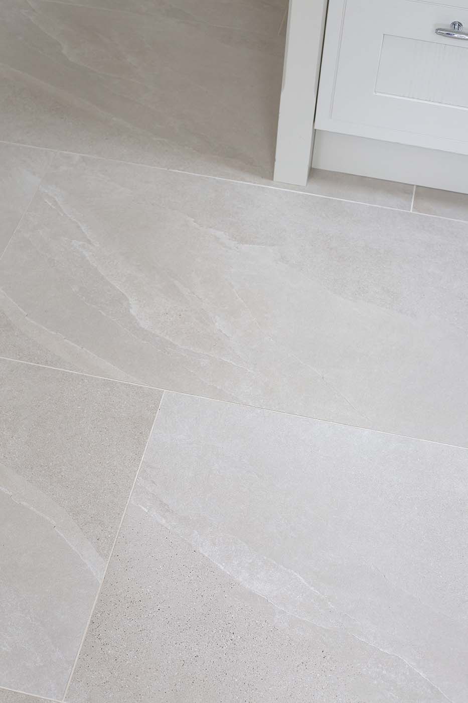 Arlington Light Mist Stone Effect Porcelain Tiles - Image 17