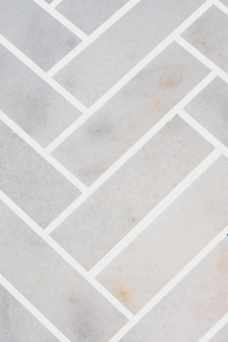 Carrara Bianco Honed Marble Herringbone Mosaic - Image 3