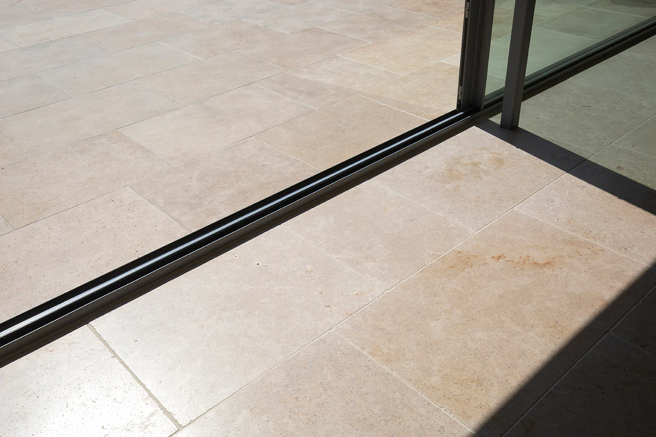Dijon Blend Tumbled Limestone Tiles - Image 15
