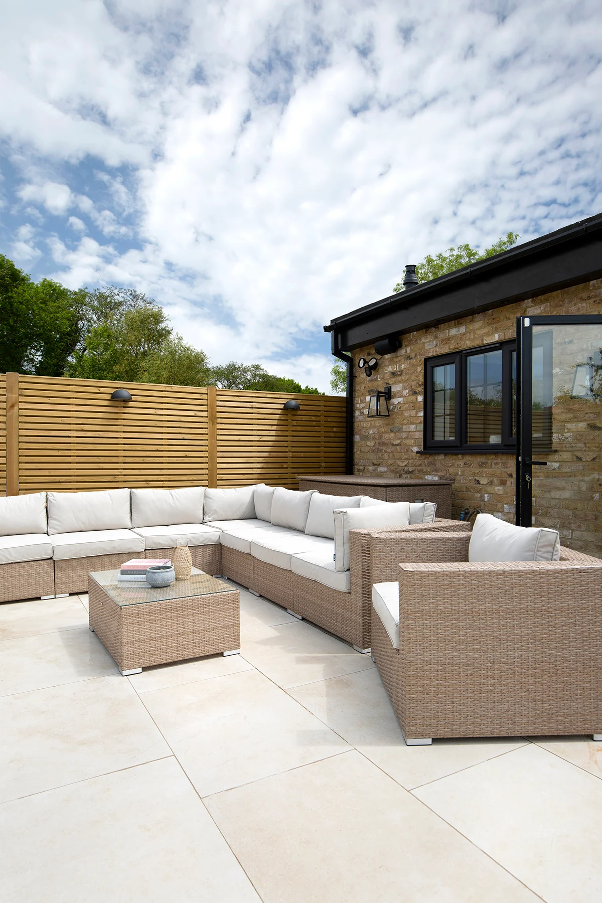 Dorchester Aged White Stone Effect Porcelain Pavers - Image 4