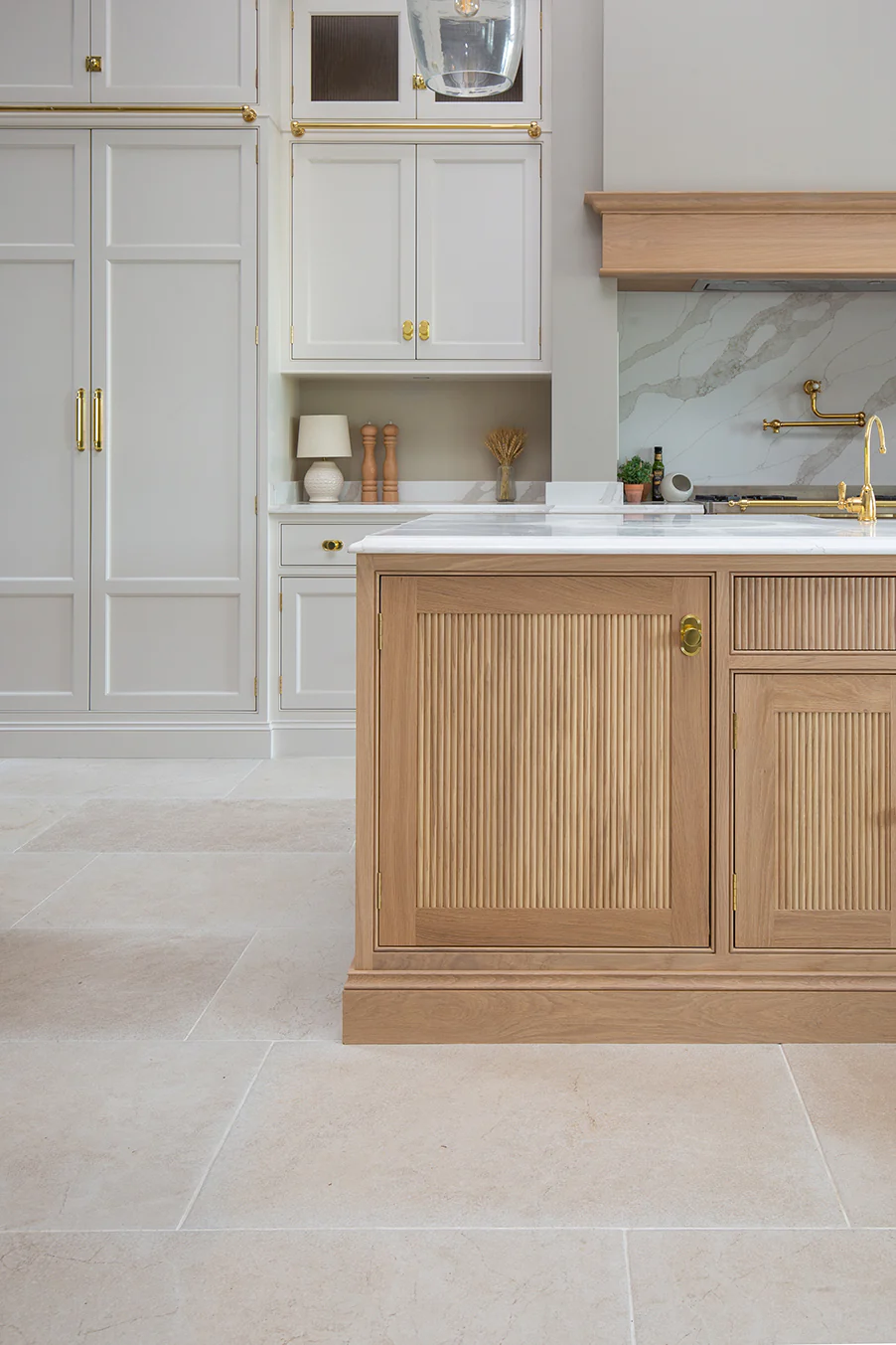 Dorchester Aged White Stone Effect Porcelain Tiles - Image 15