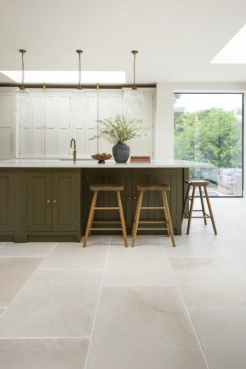 Dorchester Aged White Stone Effect Porcelain Tiles - Image 6