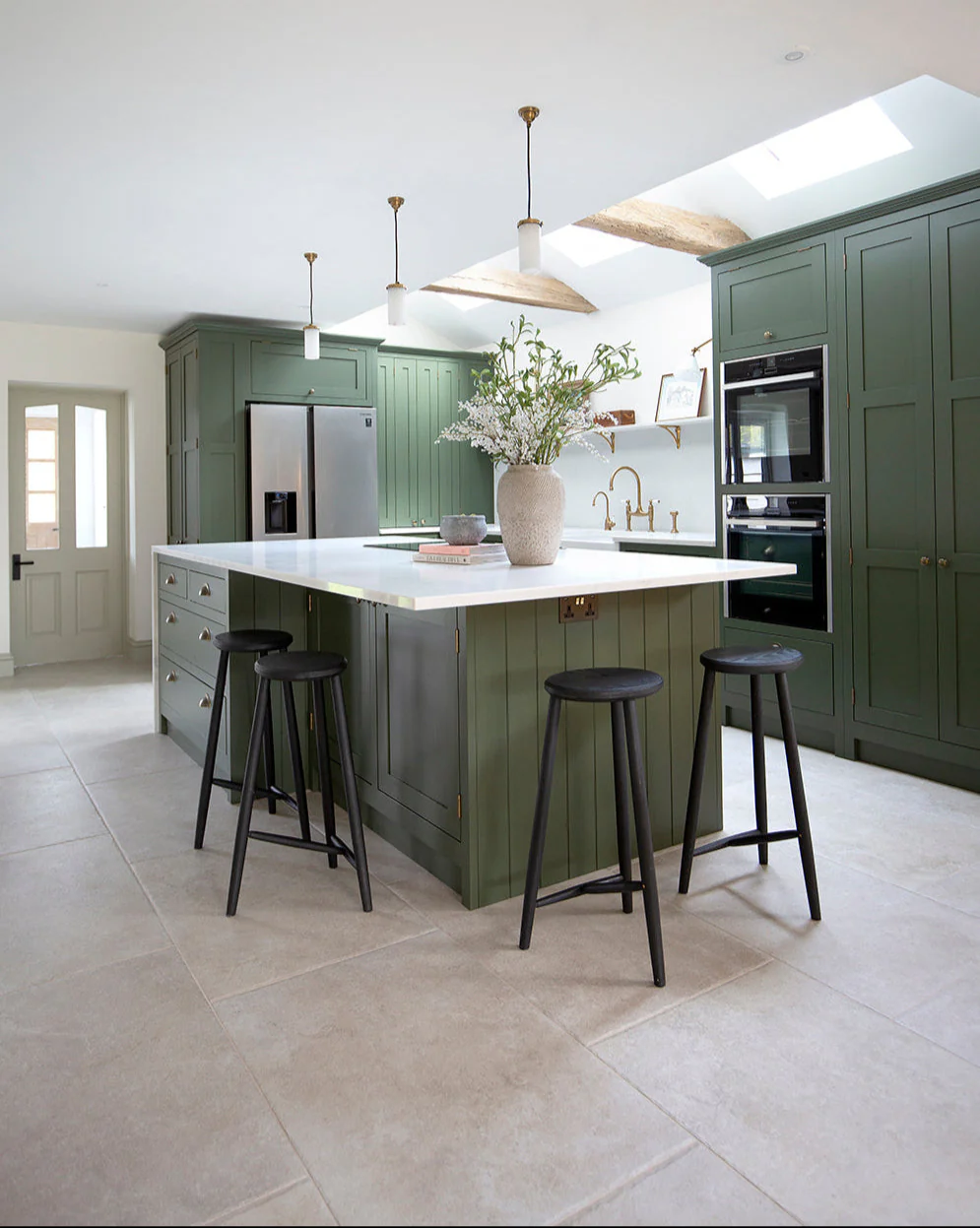 Hambleton Ivory Textured Stone Effect Porcelain - Image 10