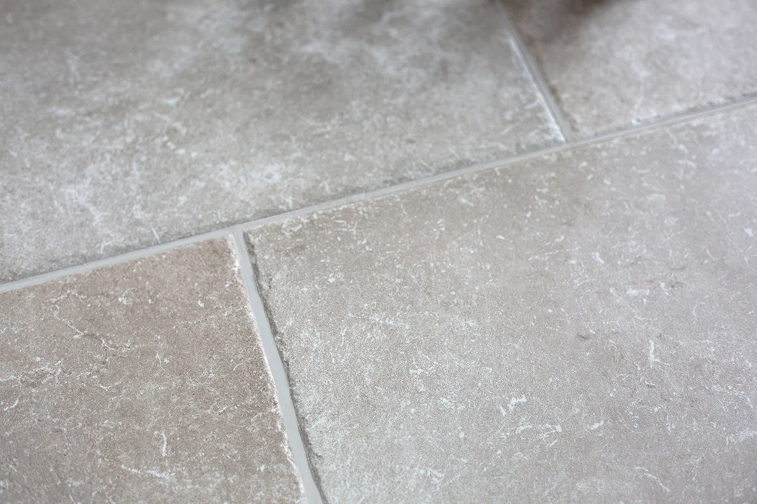 Hambleton Taupe Stone Effect Porcelain Paving - Image 4