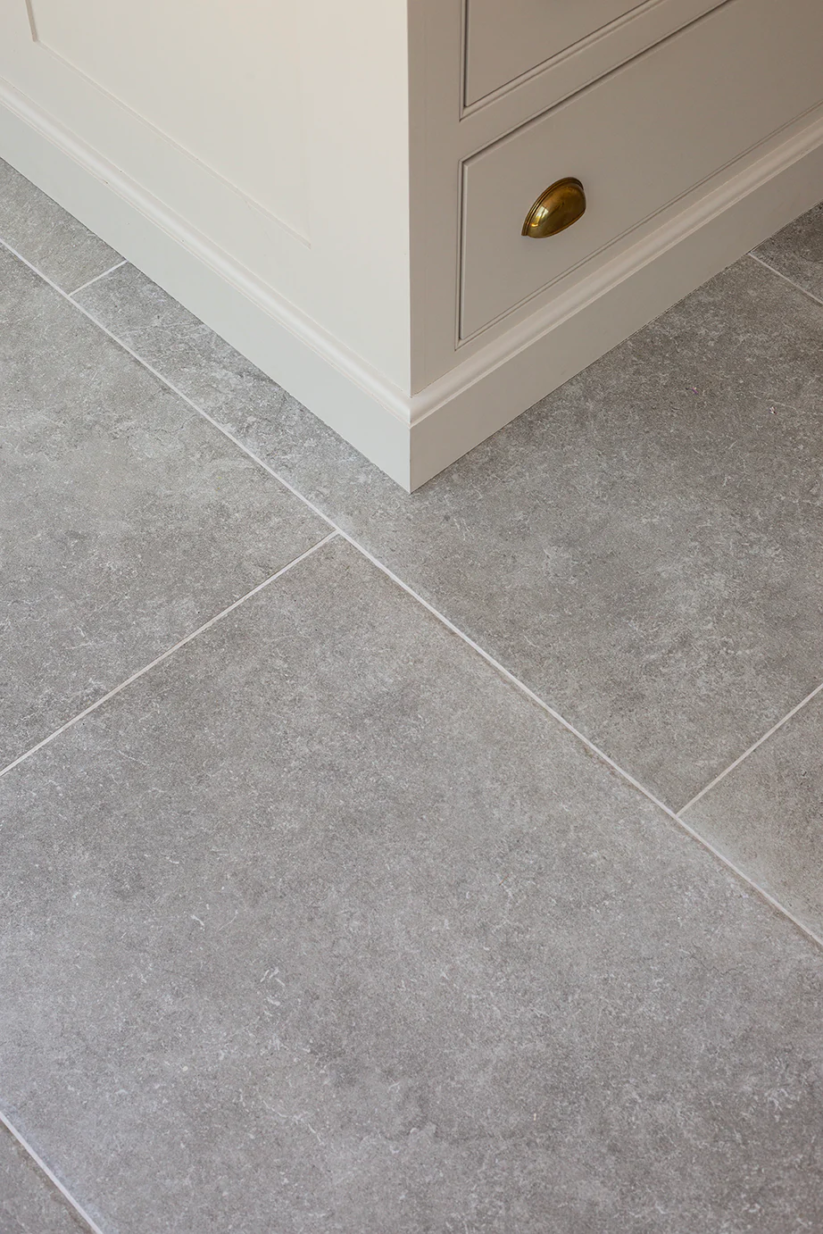 Hambleton Taupe Textured Stone Effect Porcelain - Image 13