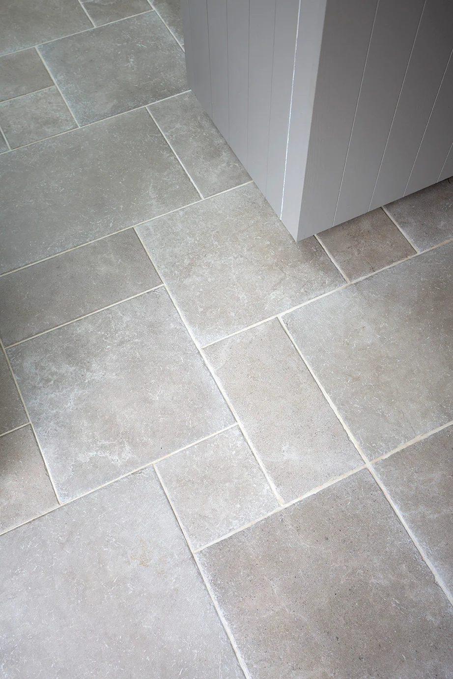 Hambleton Taupe Smooth Stone Effect Porcelain - Image 4