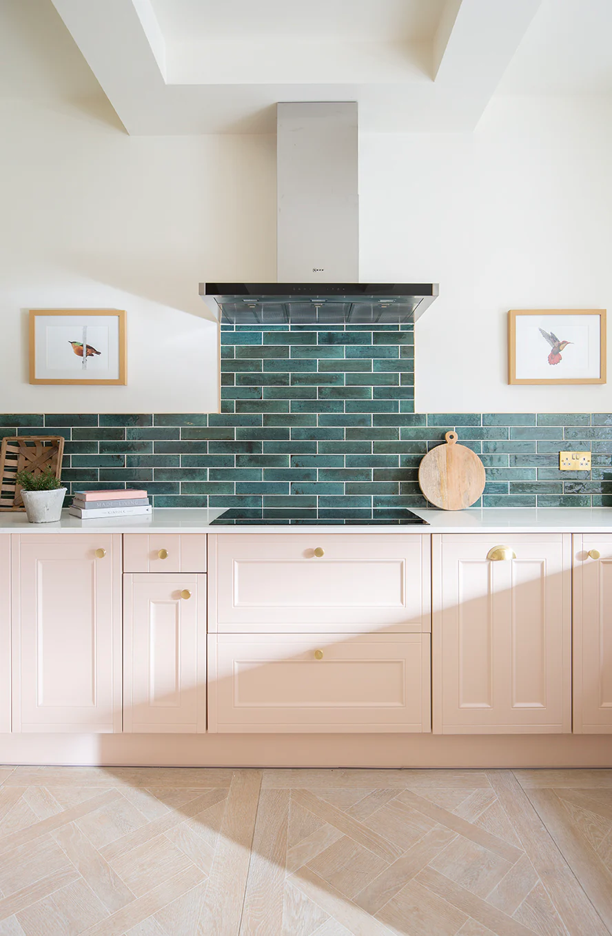 Hockley Antiqued Green Metro Tiles - Image 7