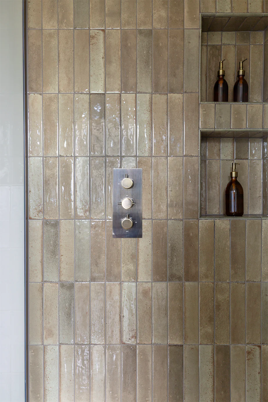 Hockley Antiqued Sage Metro Tiles - Image 4