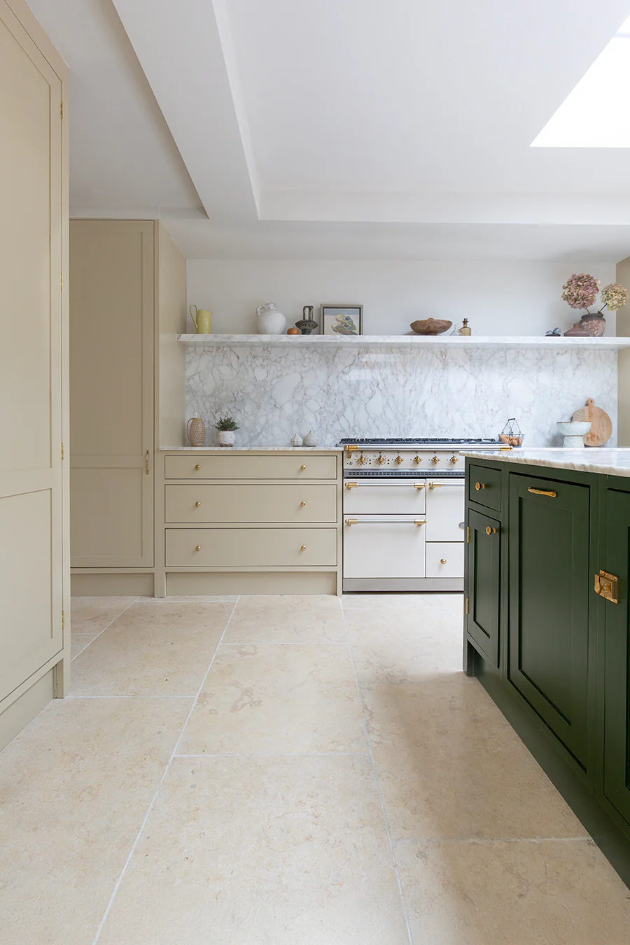 Monte Carlo Tumbled Limestone Tiles - Image 12