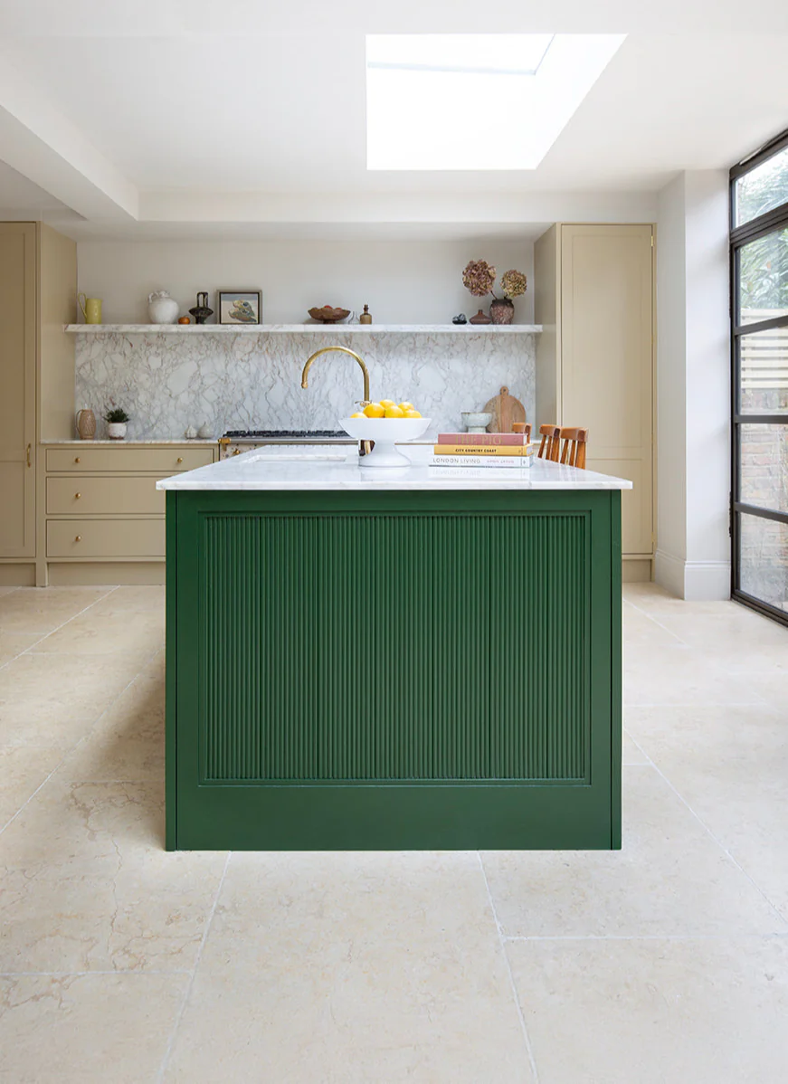 Monte Carlo Tumbled Limestone Tiles - Image 15