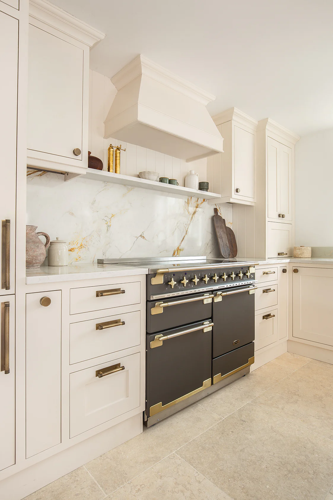 Monte Carlo Tumbled Limestone Tiles - Image 8