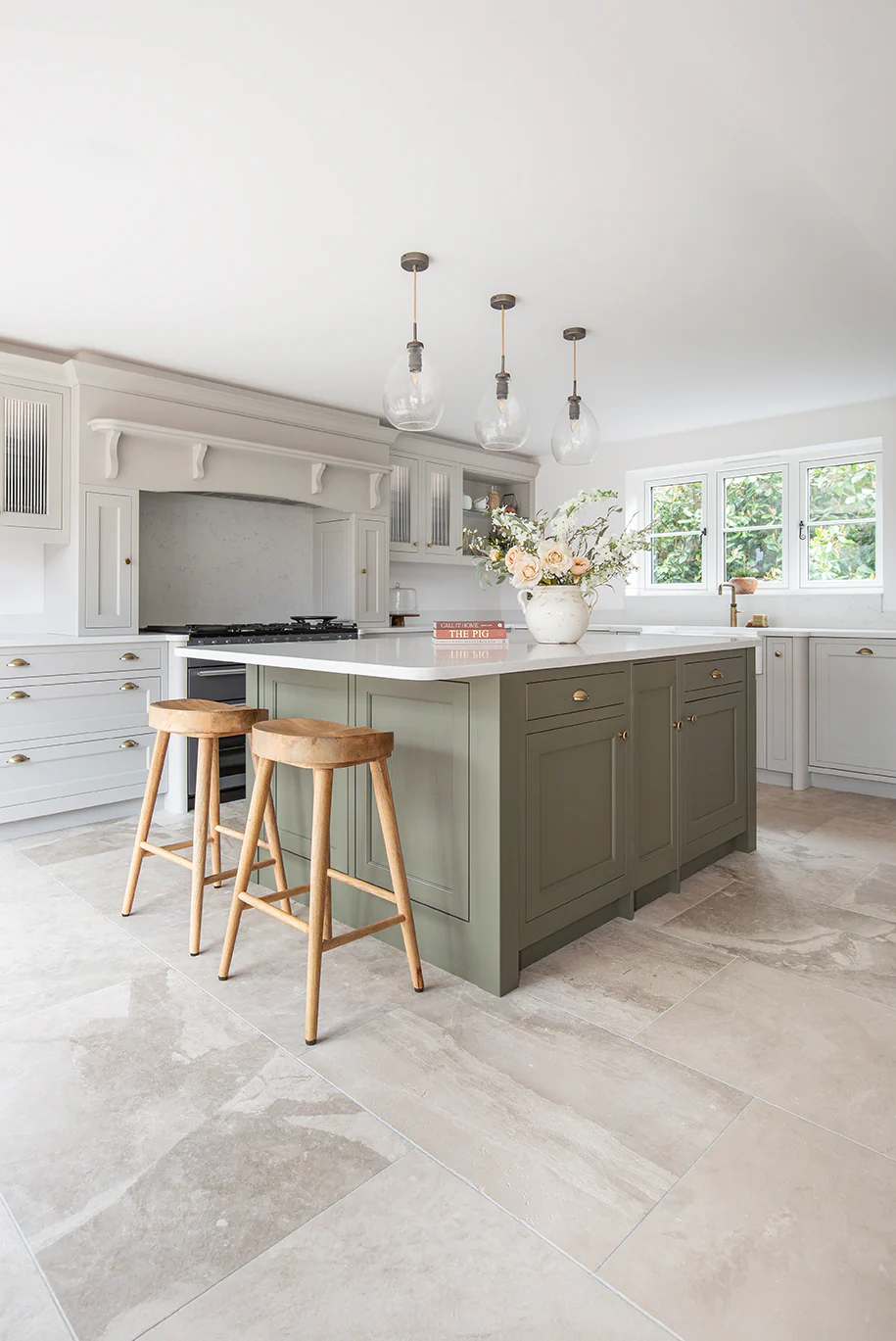 Silver Cloud Softly Worn Limestone Tiles - Image 4