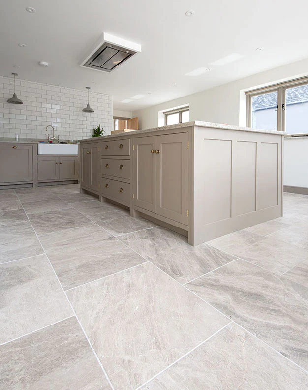 Silver Cloud Softly Worn Limestone Tiles - Image 5