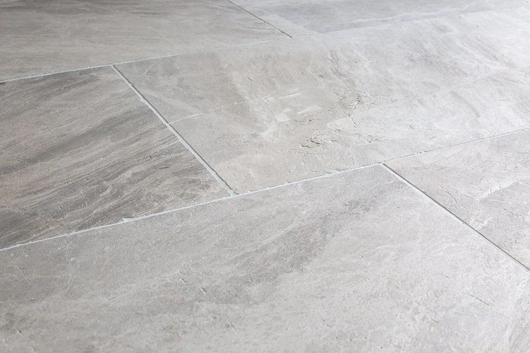 Silver Cloud Softly Worn Limestone Tiles - Image 7
