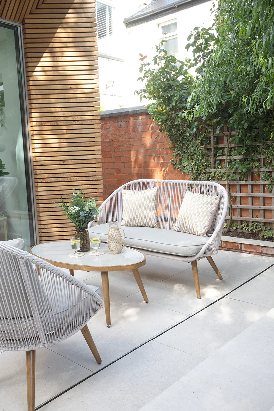 Tiverton White Pearl Stone Effect Porcelain Paving - Image 7