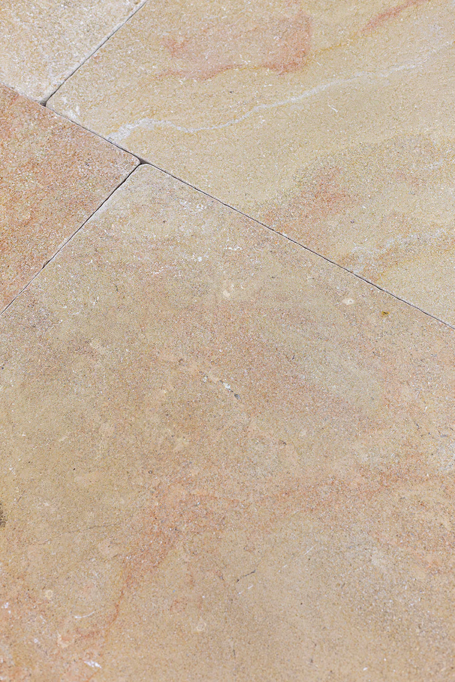 Tuscany Seasoned Limestone Tiles - Image 9