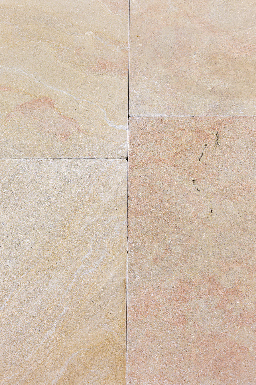Tuscany Seasoned Limestone Tiles - Image 7