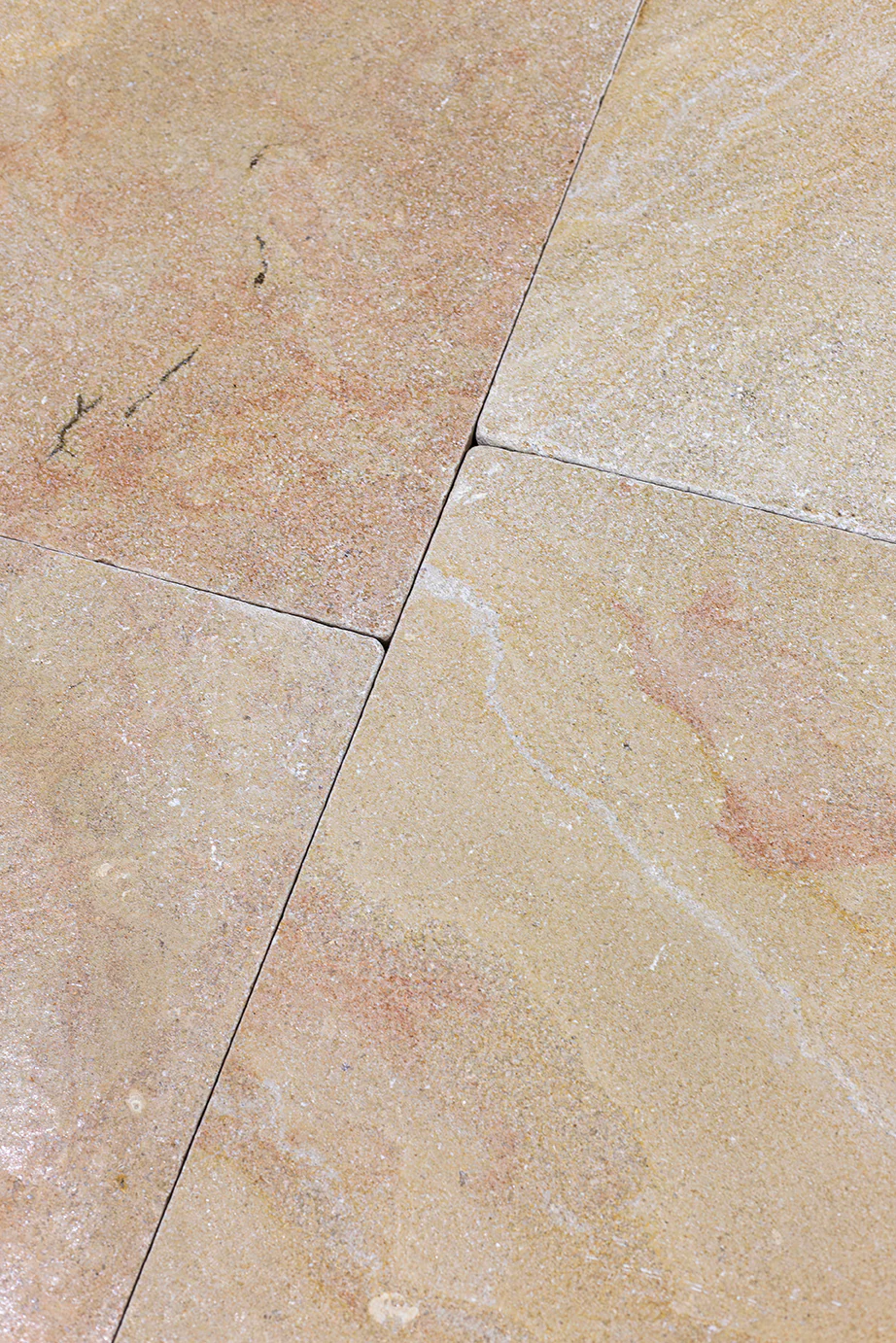 Tuscany Seasoned Limestone Tiles - Image 8