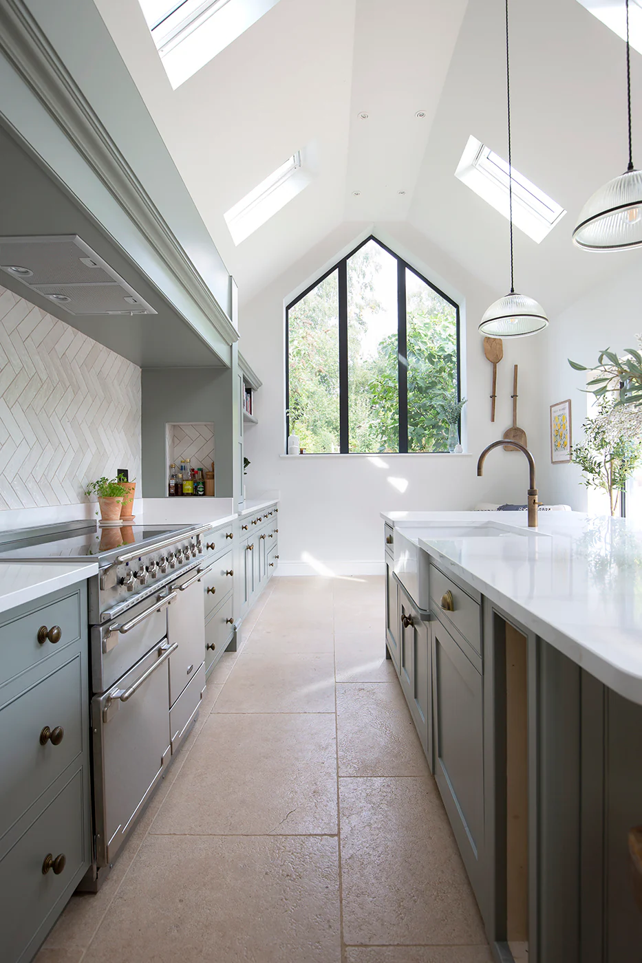 Tuscany Seasoned Limestone Tiles - Image 3