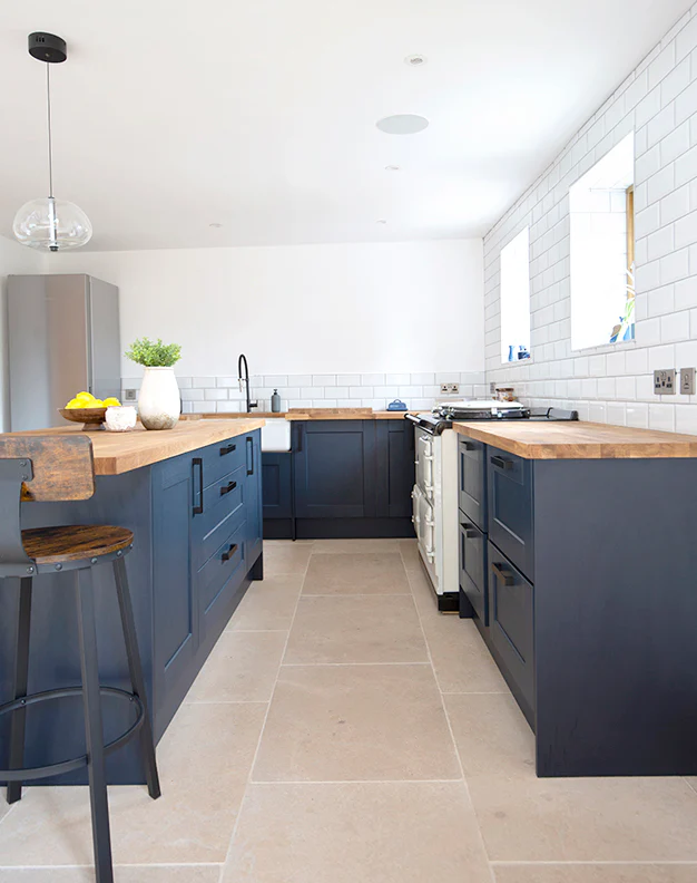 Tuscany Seasoned Limestone Tiles - Image 5