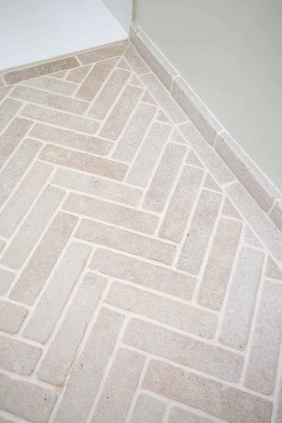Tuscany Tumbled Herringbone Tiles - Image 6