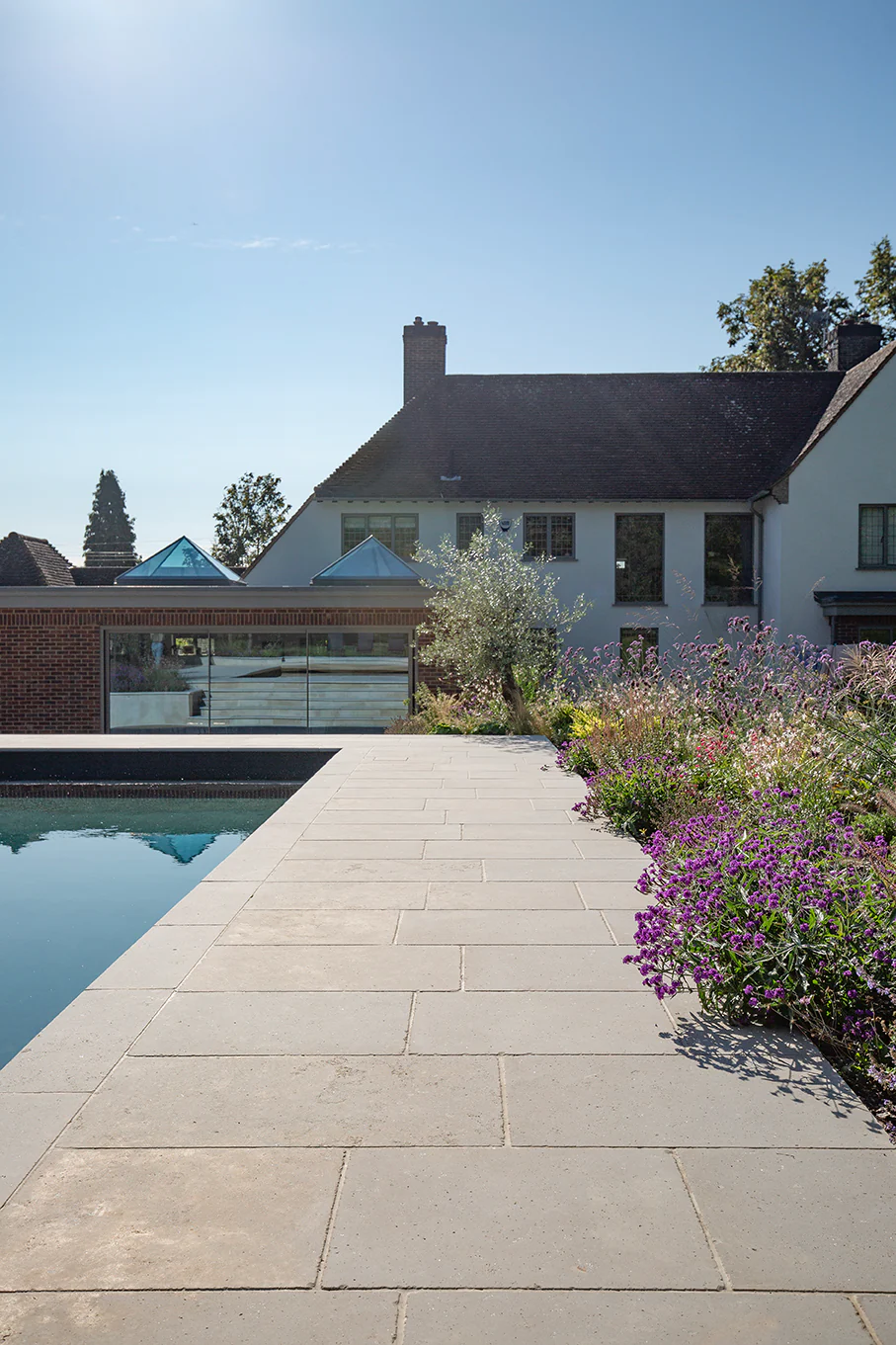 Versailles Softly Aged Limestone Paving - Image 3