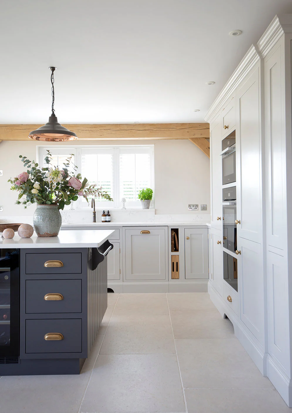 Versailles Softly Aged Limestone Tiles - Image 3