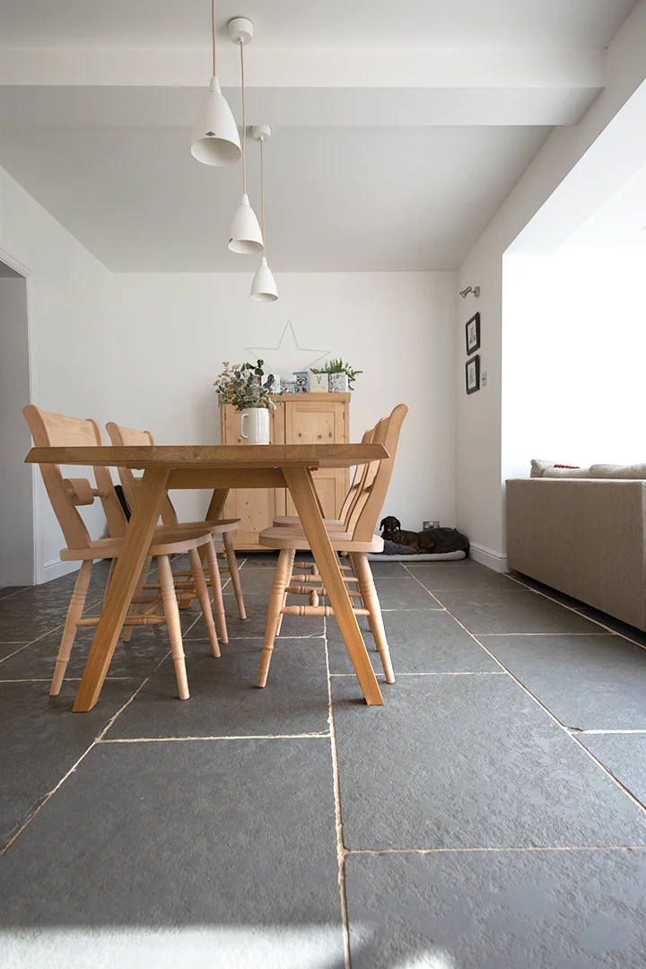 Worn Grey Antiqued Limestone Tiles - Image 4